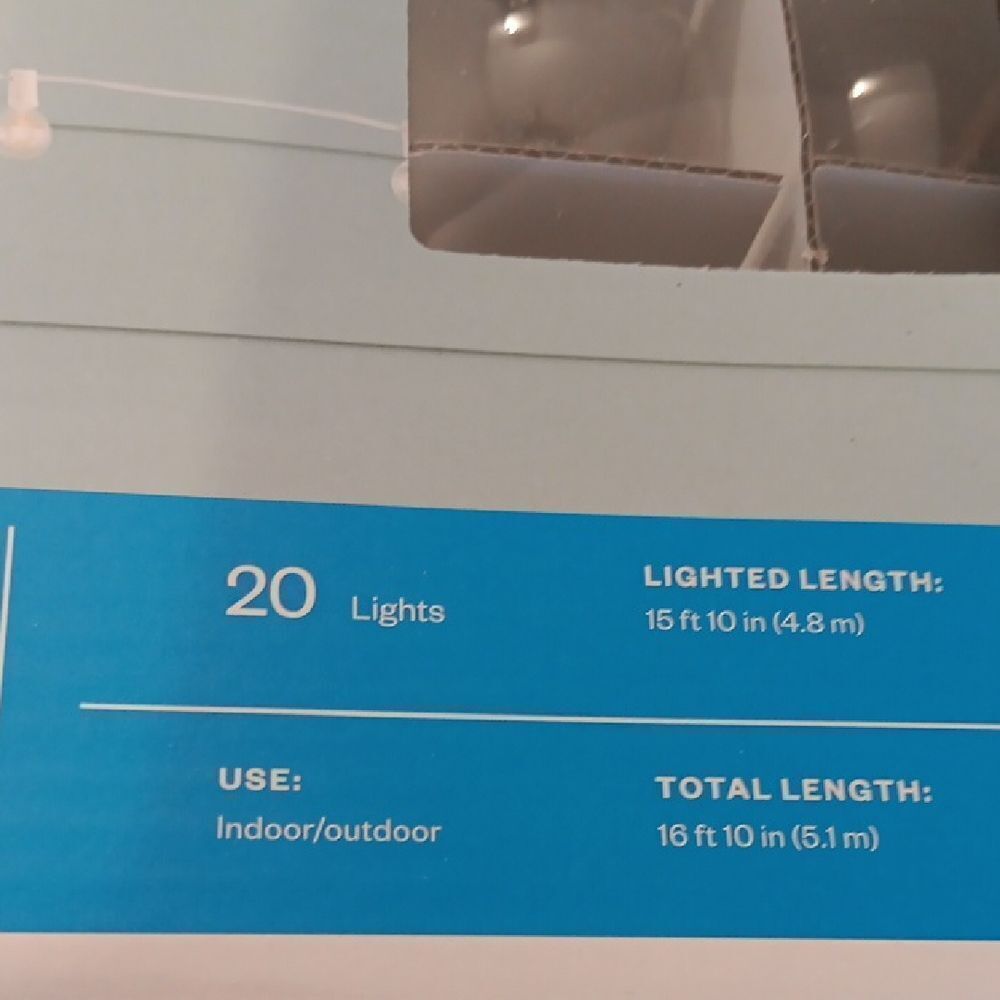 In & Out Plug In Warm Lights New In Box - Picture 6 of 7
